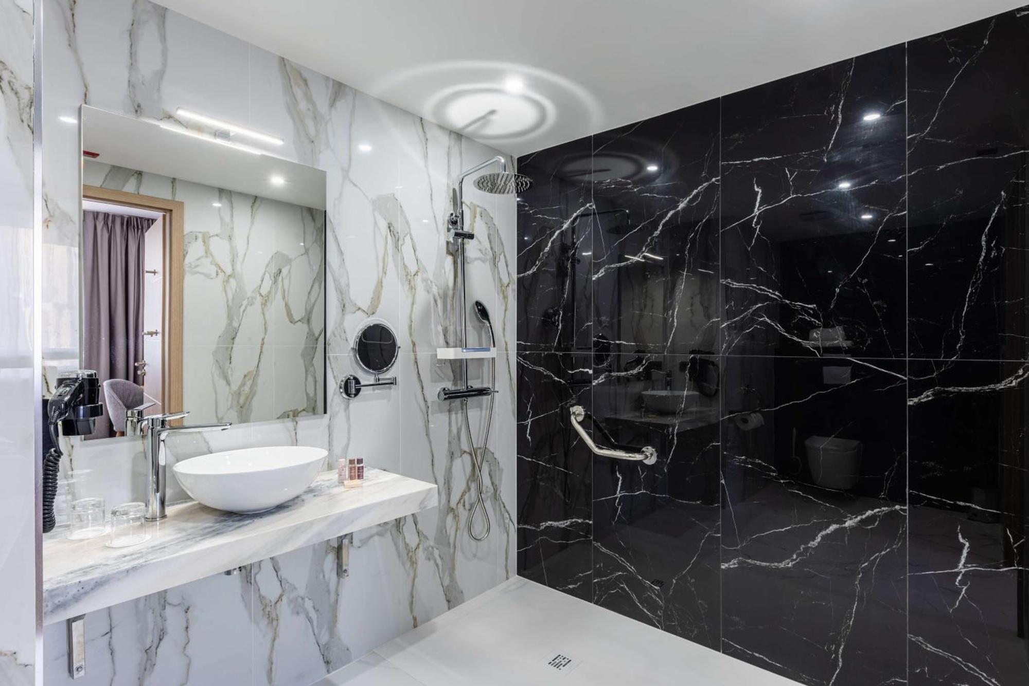 Brit Hotel Privilege Paris Rosny-Sous-Bois Eksteriør bilde