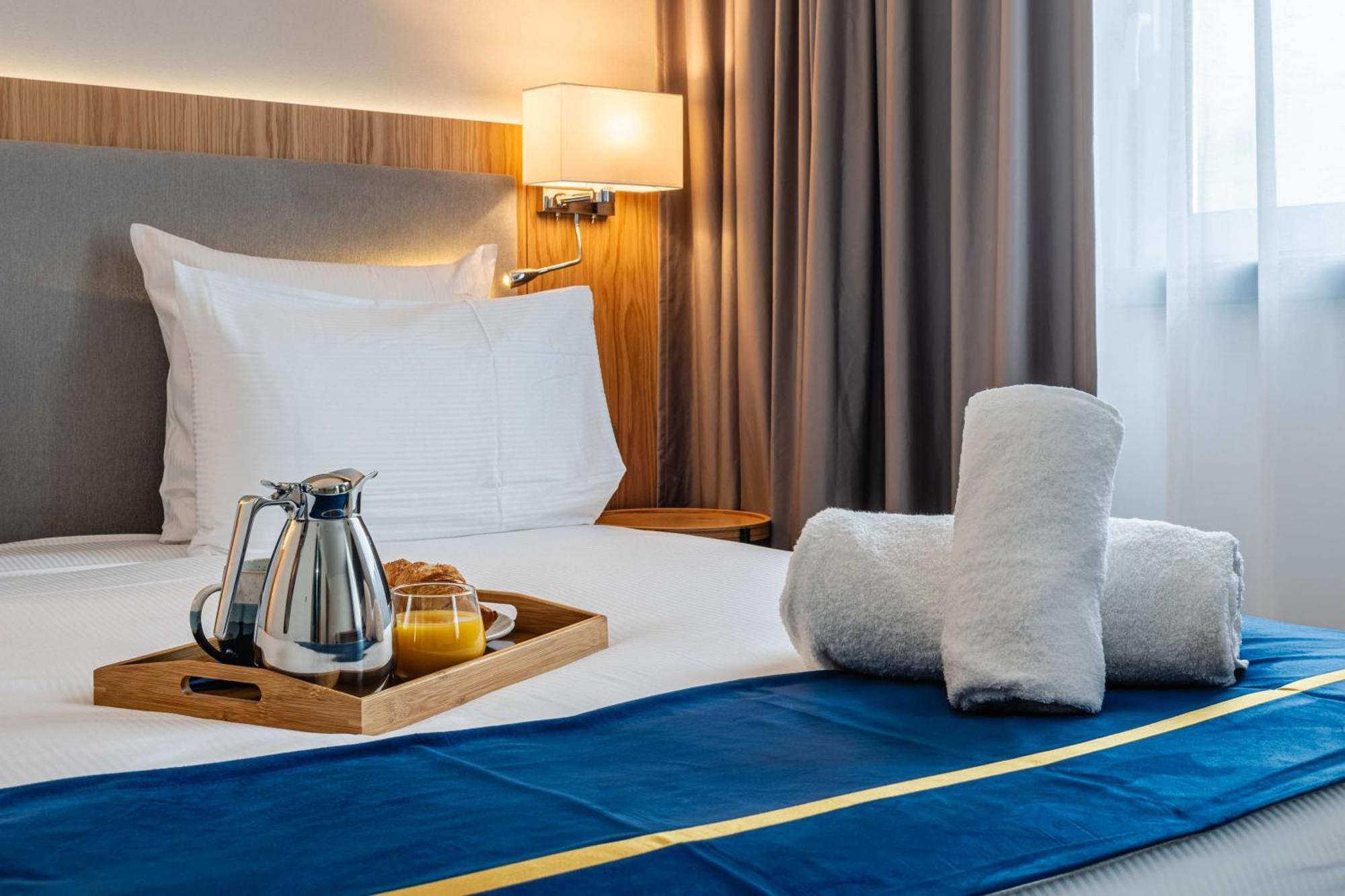 Brit Hotel Privilege Paris Rosny-Sous-Bois Eksteriør bilde